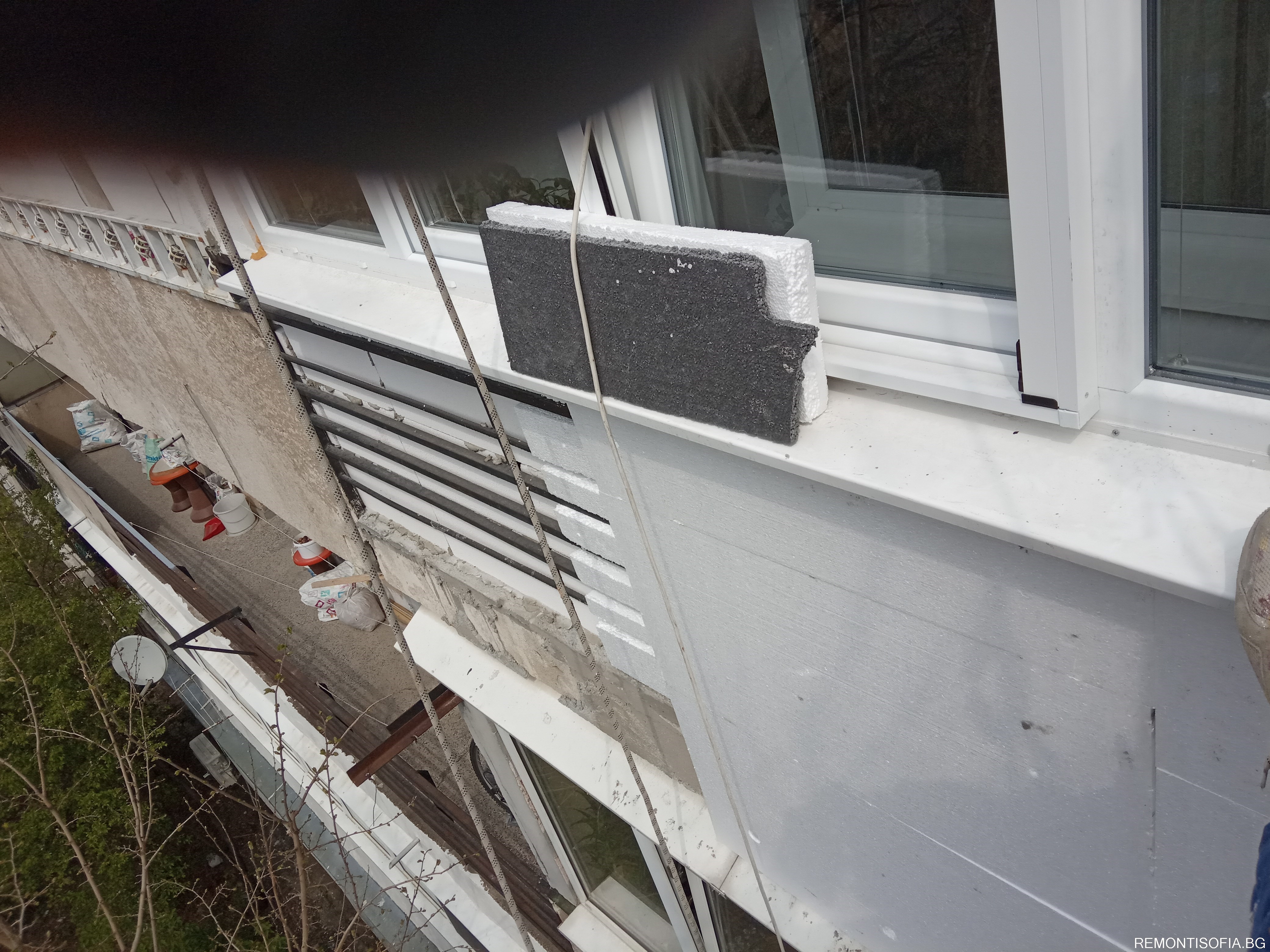 Toploizolacia na balkon s fasaden stiropor i vlachena mazilka