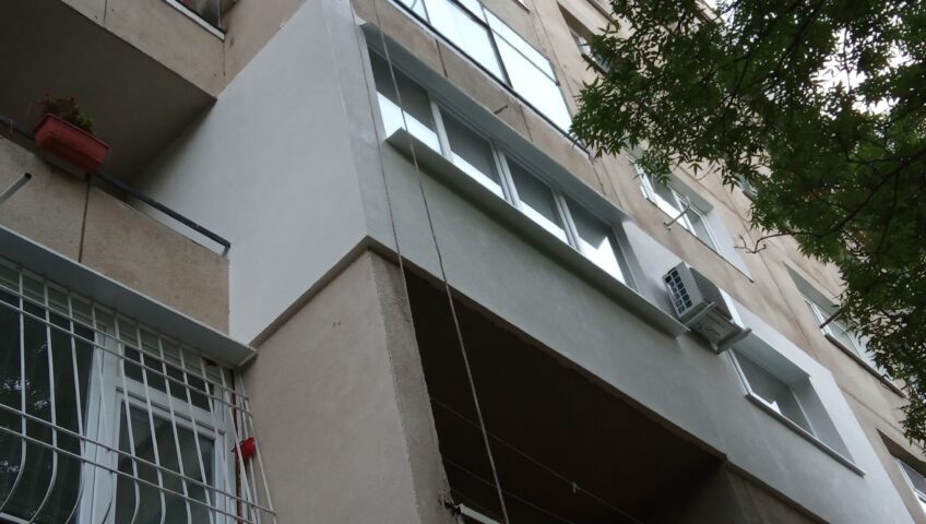 toploizolacia na panelen apartament s polimerna mazilka