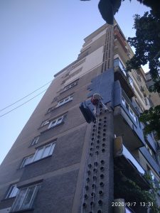 toploizolacia na apartament ot alpinisti s neopor Baumit