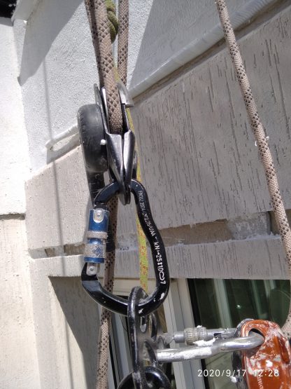 montaj na kozirki ot alpinisti