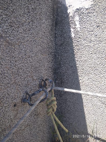 obrushvane na fasada ot alpinisti