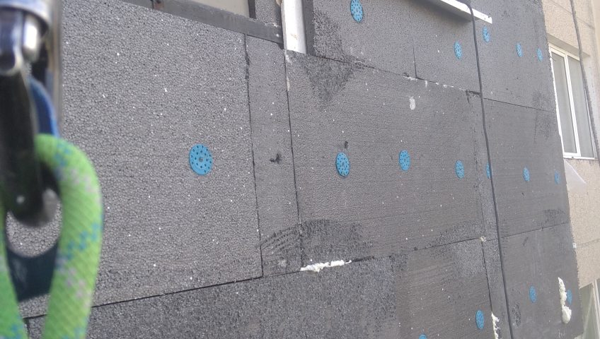 sanirane toploizolacia na balkon ot alpinisti